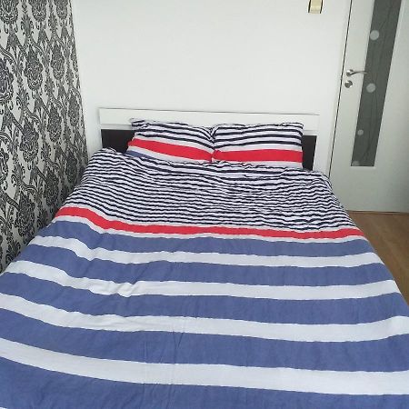Apartament Aiud Lägenhet Exteriör bild