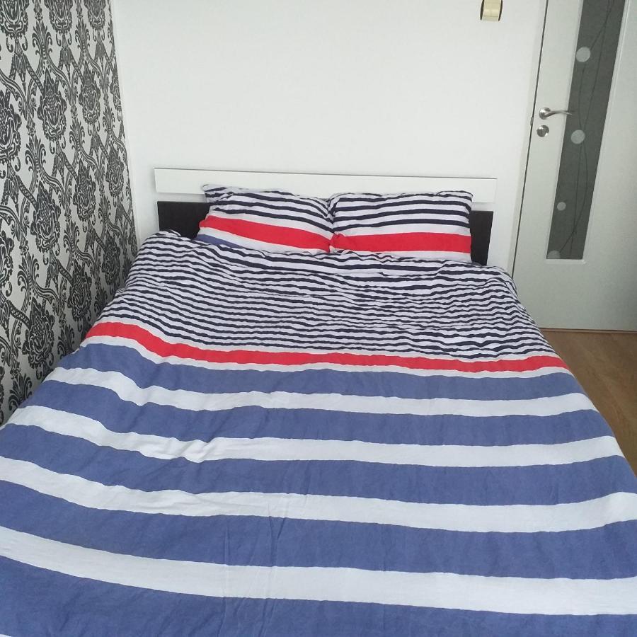Apartament Aiud Lägenhet Exteriör bild